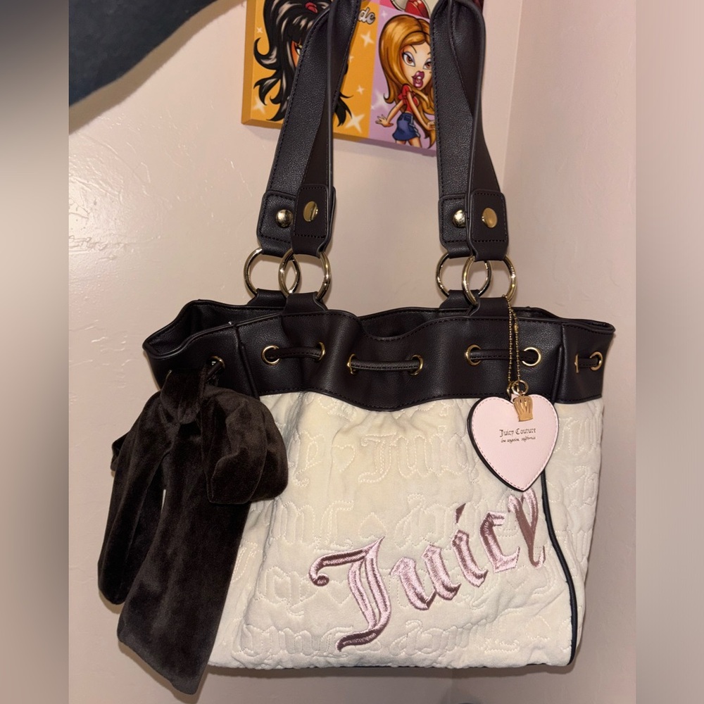 Juicy Couture daydreamer
